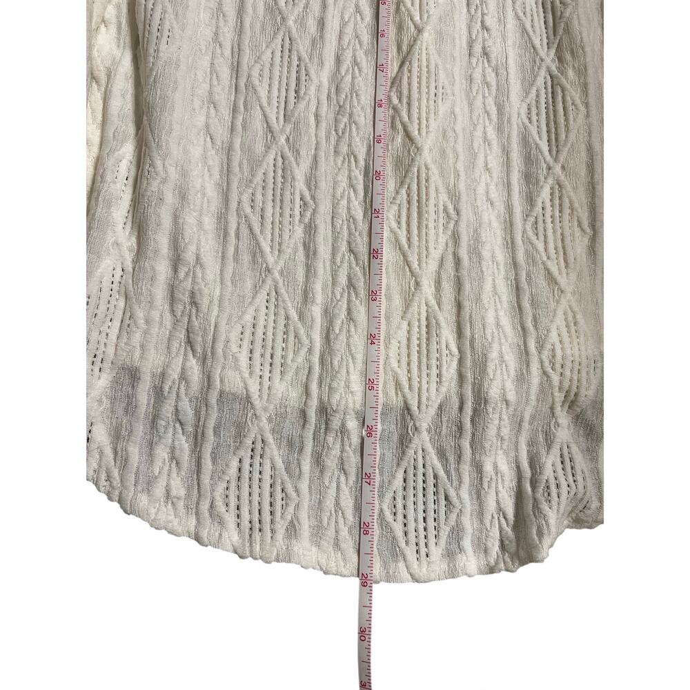 Liwisi Cream Textured Button Down Blouse – Size M – NWT - Picture 7 of 8